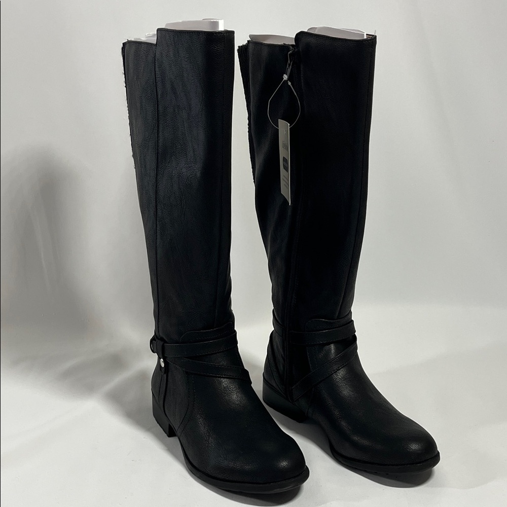 Life Stride Black Boots